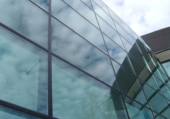 Structural glazing